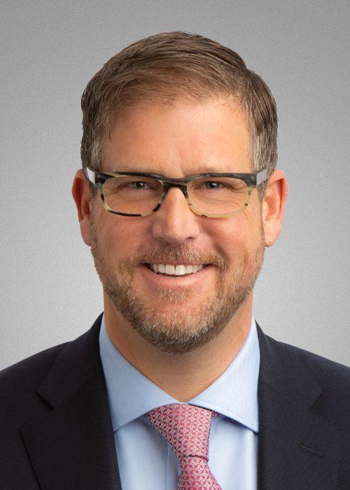 L. Thomas Richards head shot