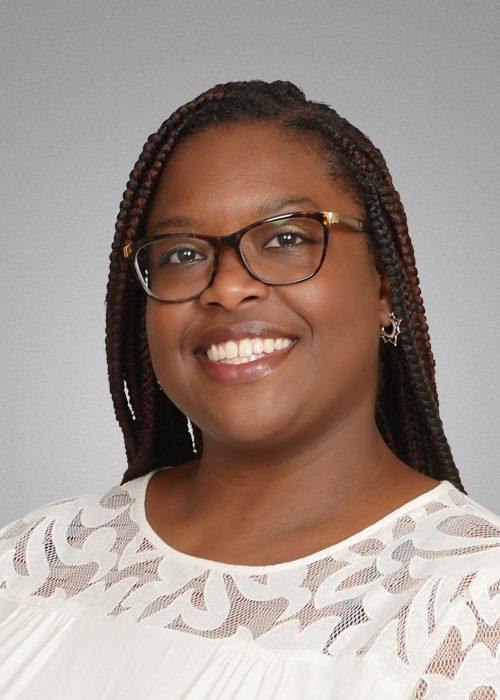 Roxana Woudstra head shot