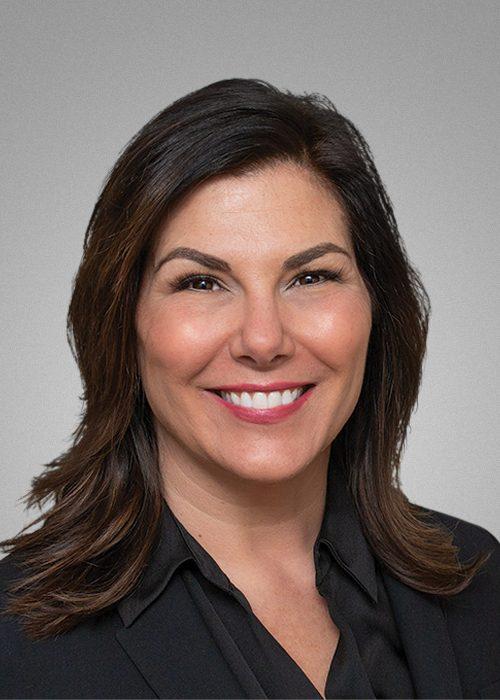 Shelly Carolan head shot