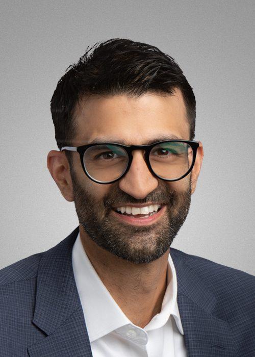 Vineeth (Vinny) Gossain head shot